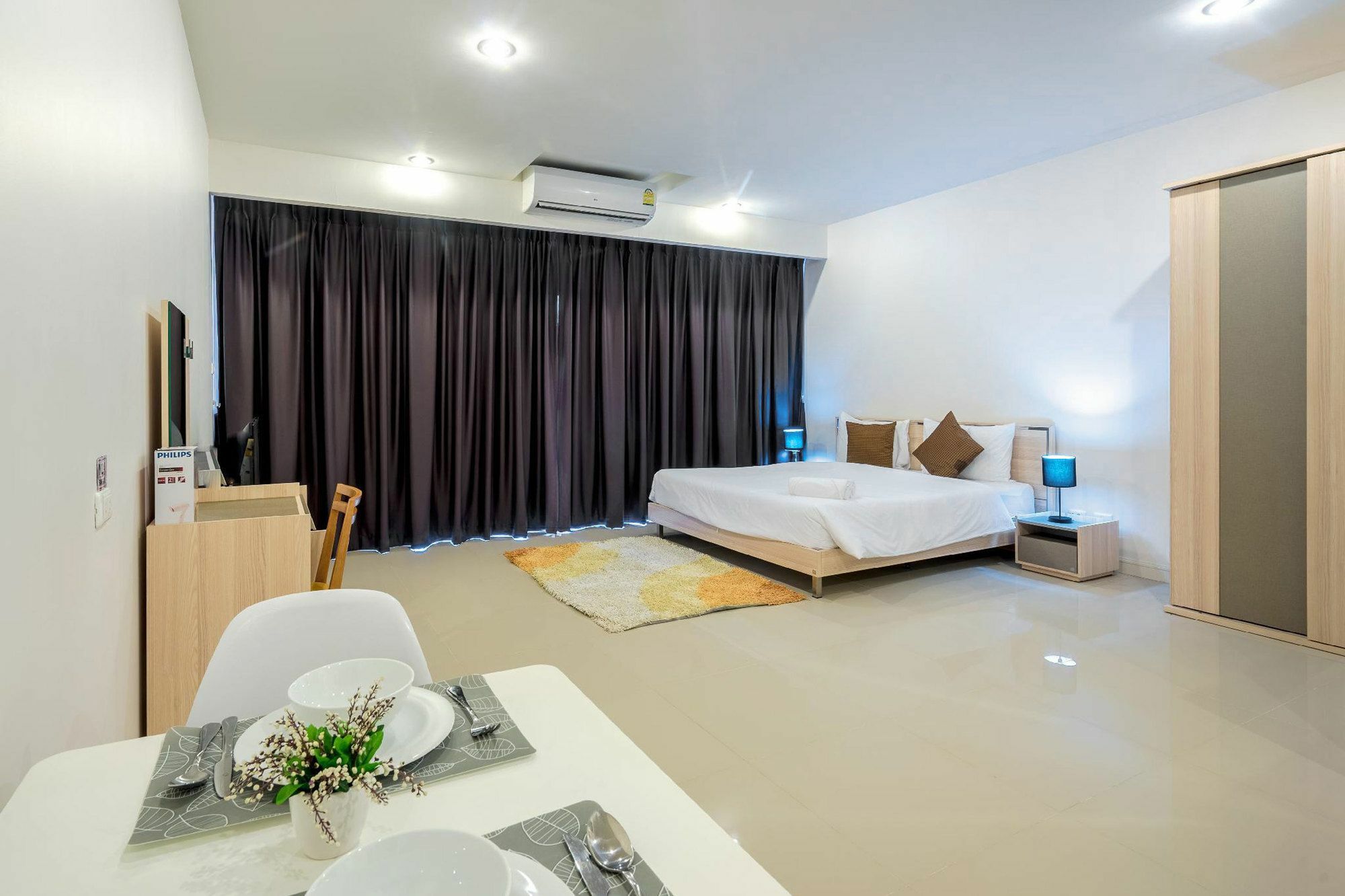 Chic Residences At Karon Beach Luaran gambar